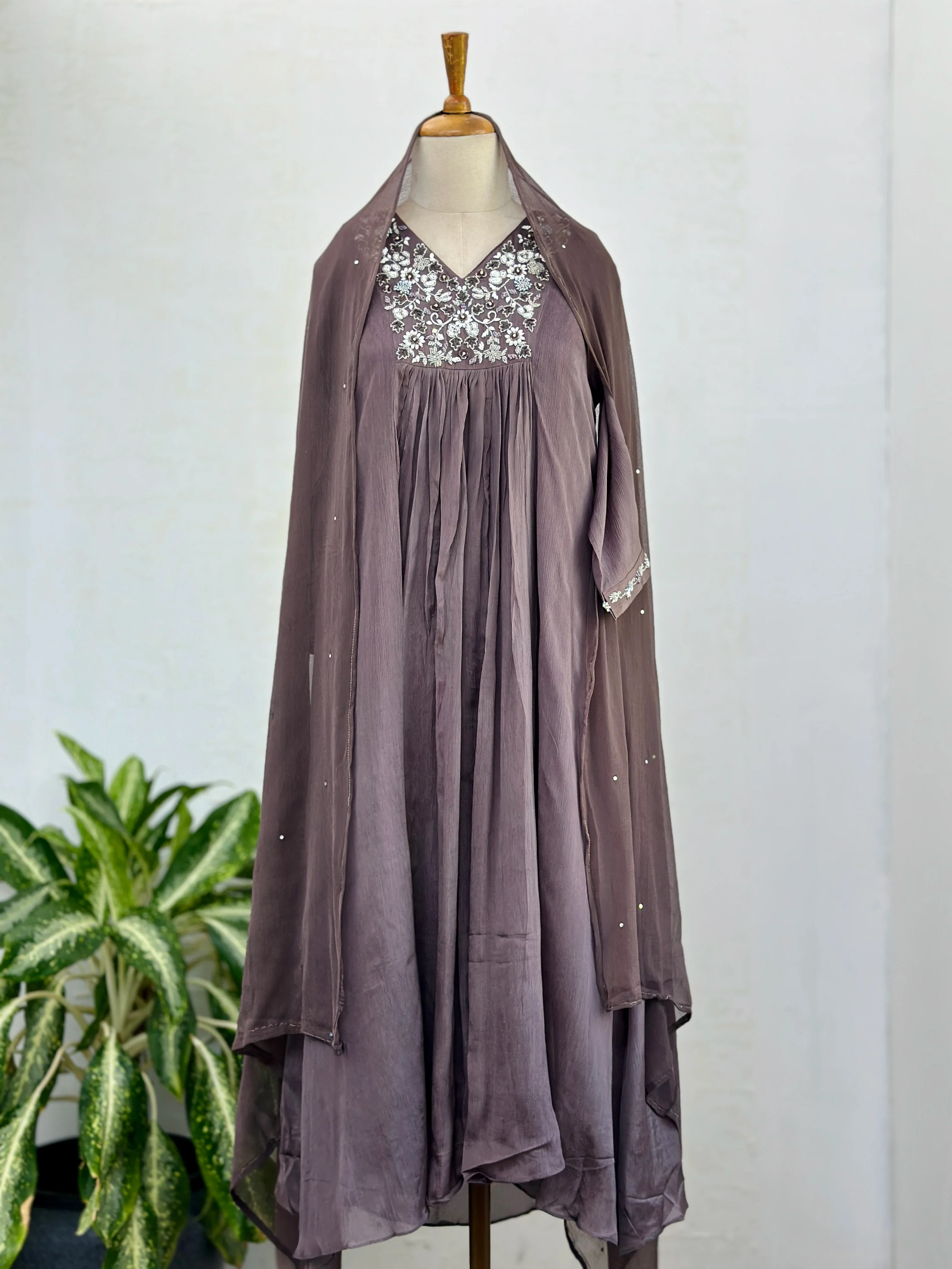 Pure Chinnon Hand Work Anarkali Kurti Set – Elegant Ready-to-Wear Ethnic Ensemble - Image 2