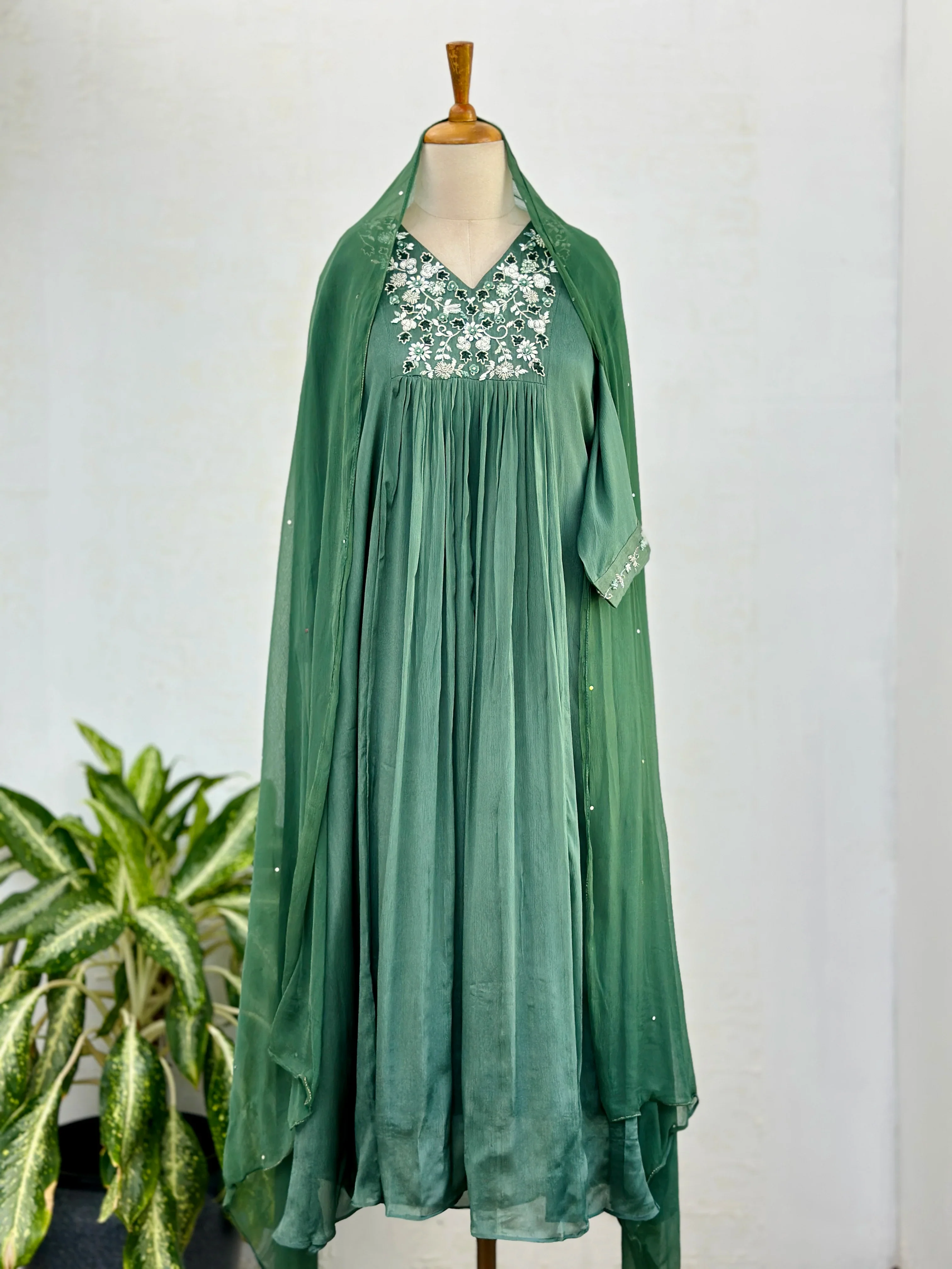 Pure Chinnon Hand Work Anarkali Kurti Set – Elegant Ready-to-Wear Ethnic Ensemble - Image 2