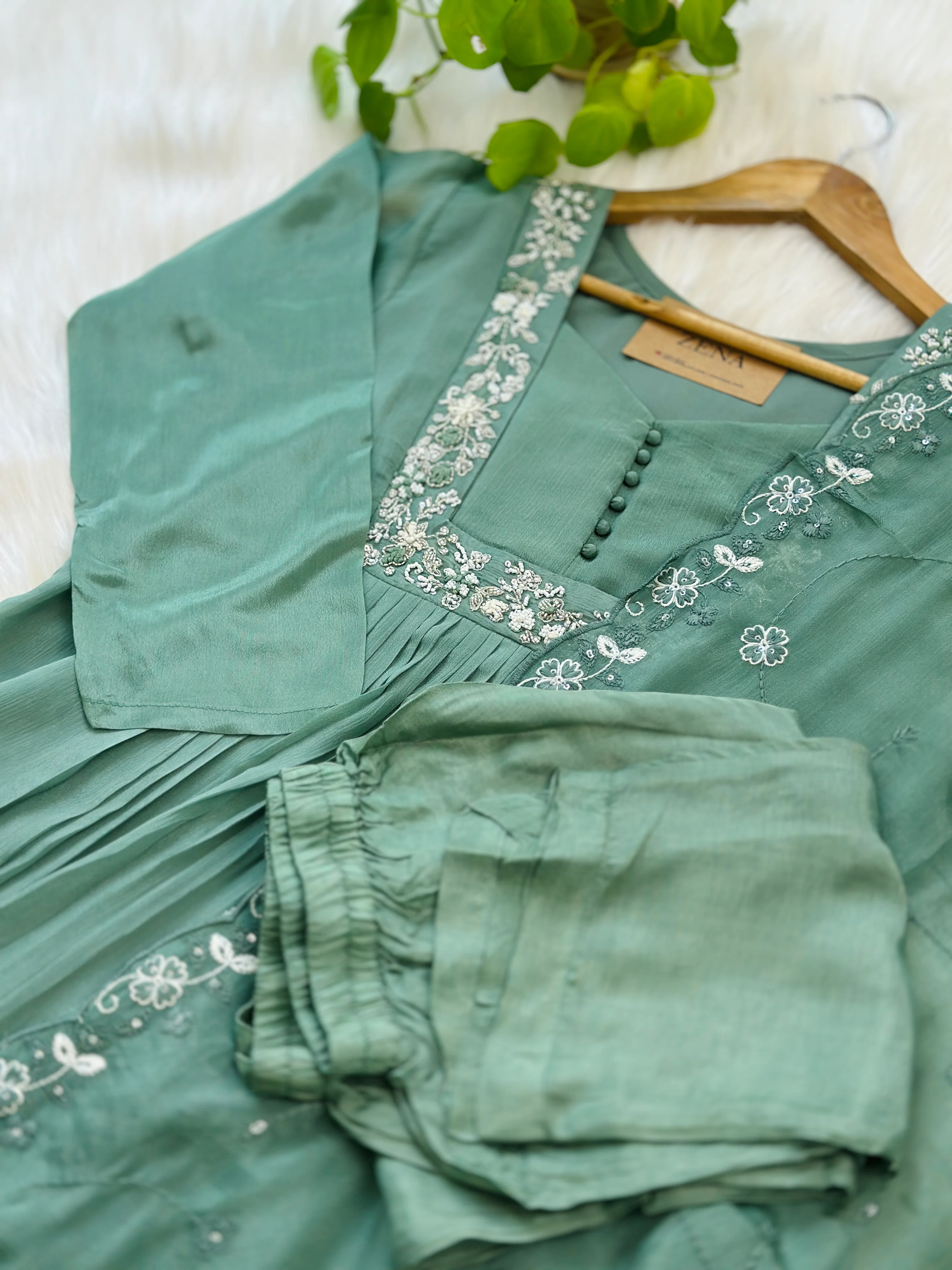 PURE CHINNON HAND WORK KURTI SET - Image 3