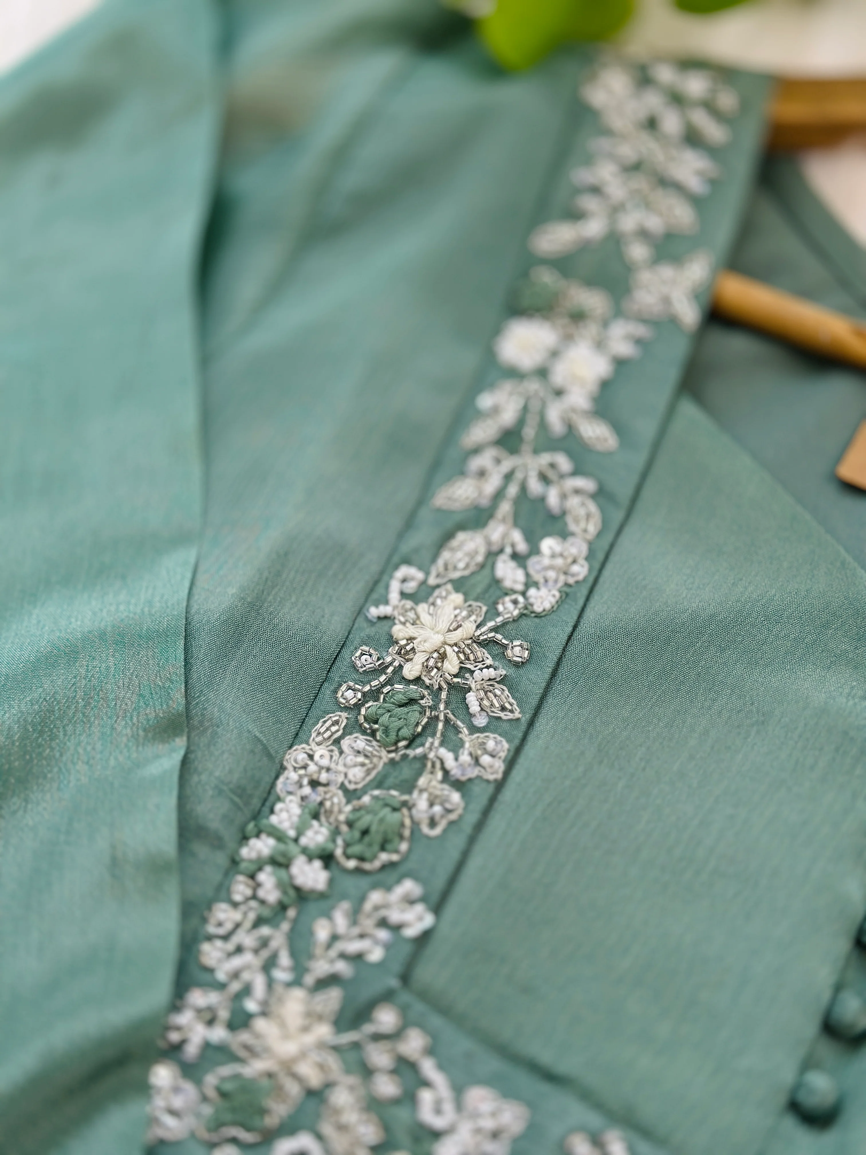 PURE CHINNON HAND WORK KURTI SET - Image 5