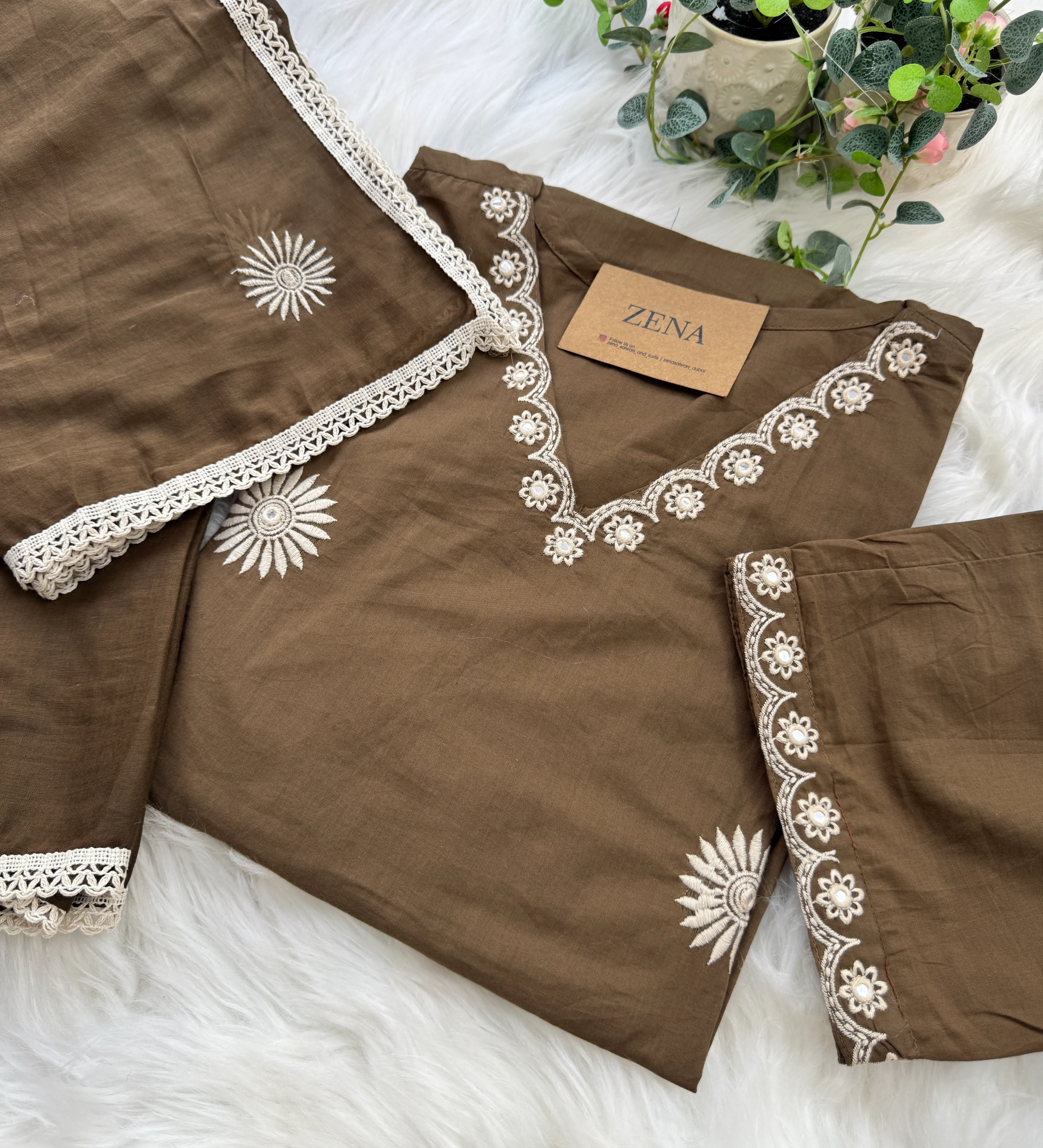 Pure Cotton Embroidered Kurti Set πΏ