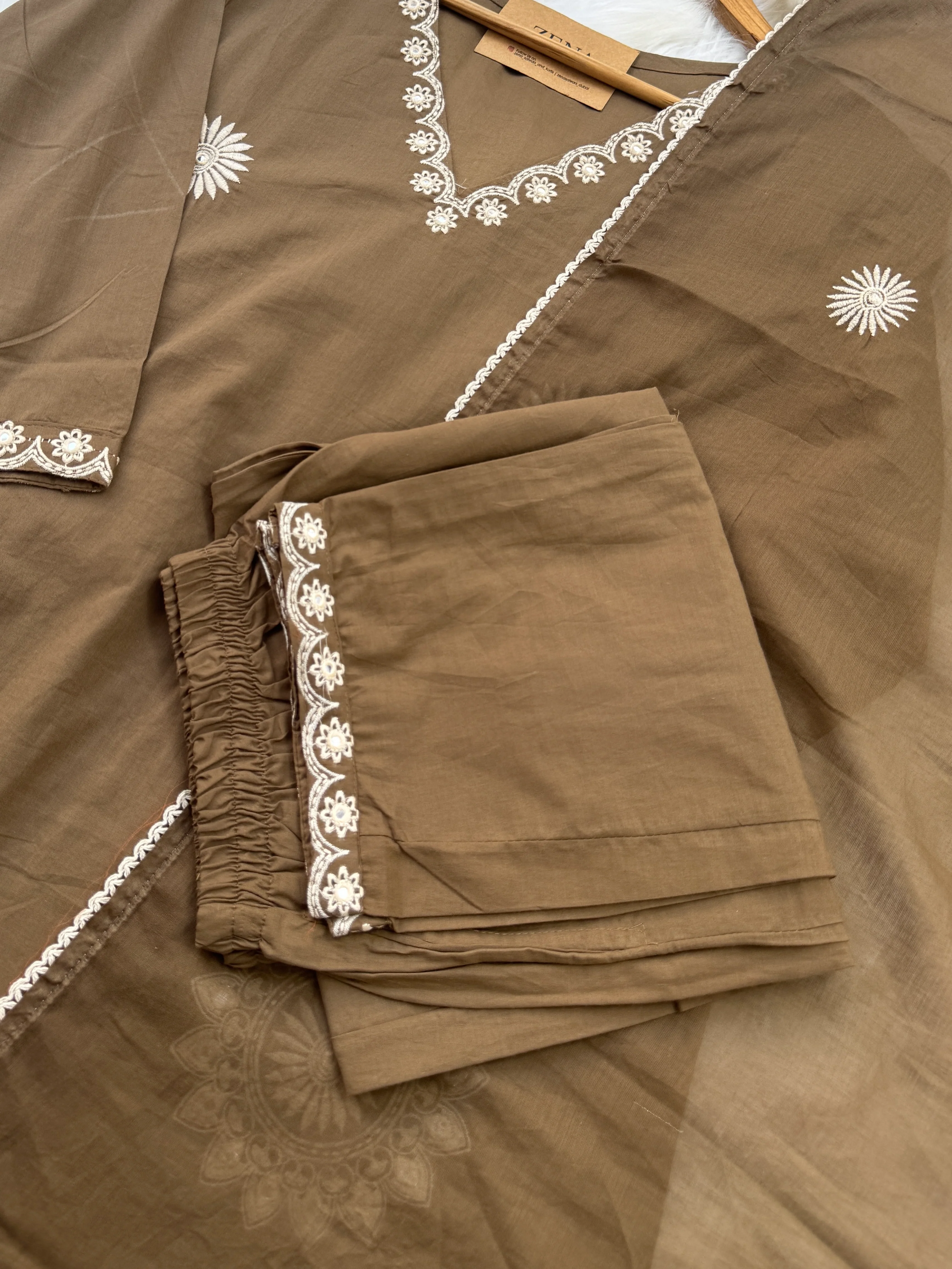 Pure Cotton Embroidered Kurti Set πΏ - Image 4