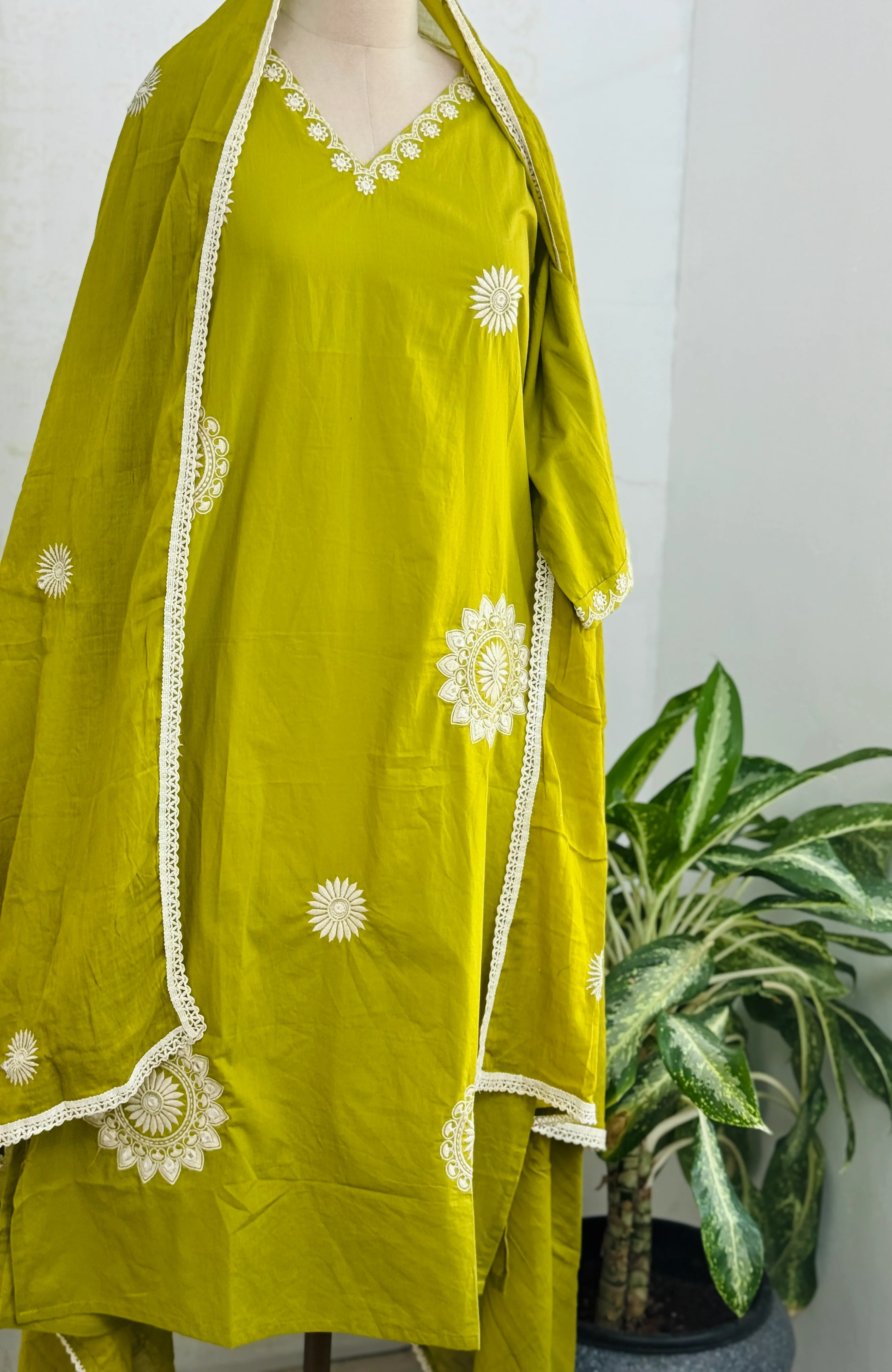 Pure Cotton Embroidered Kurti Set 🌿 - Image 2
