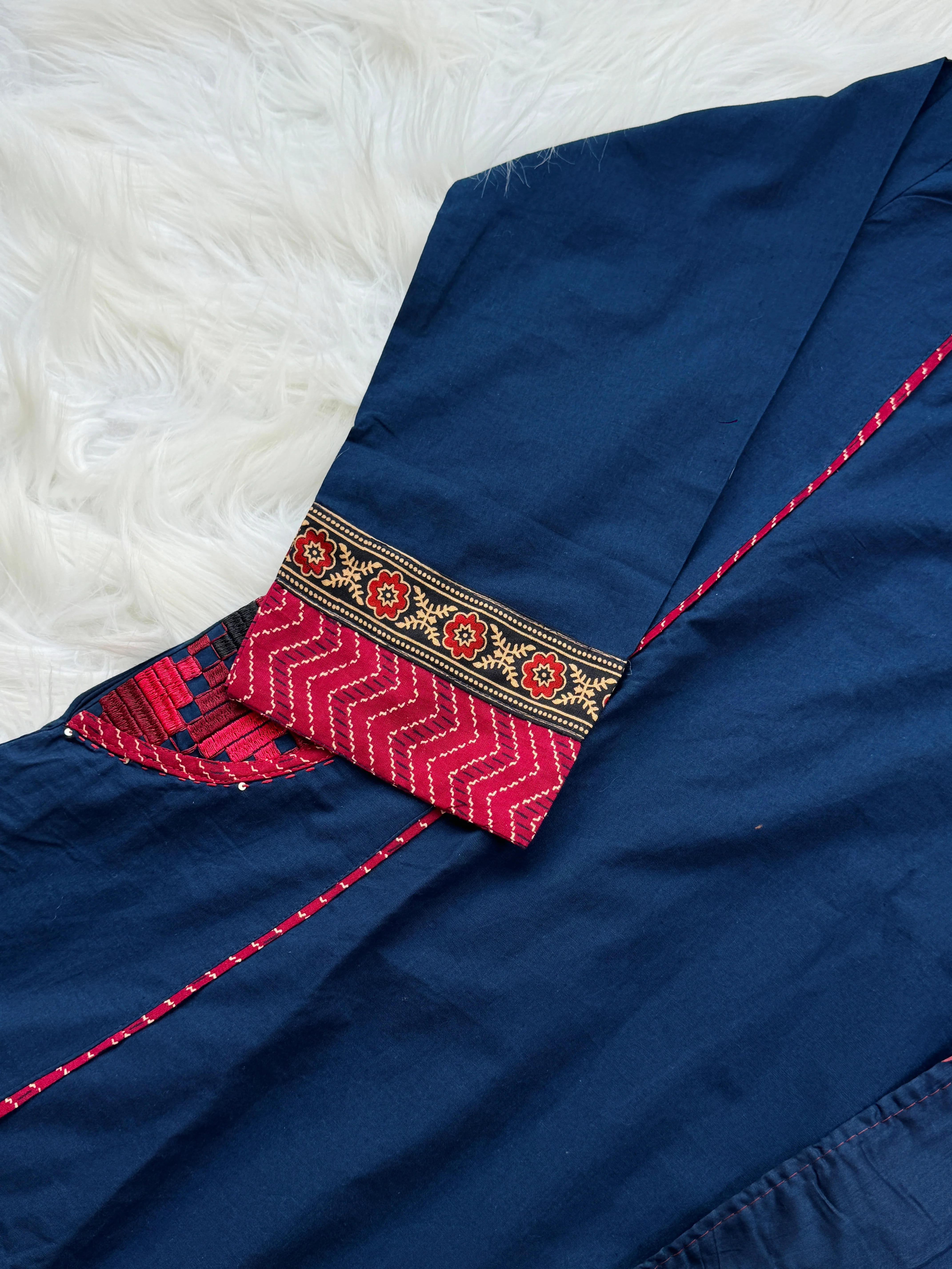 Pure Cotton Embroidered Mirror Work Kurti Set - Image 5
