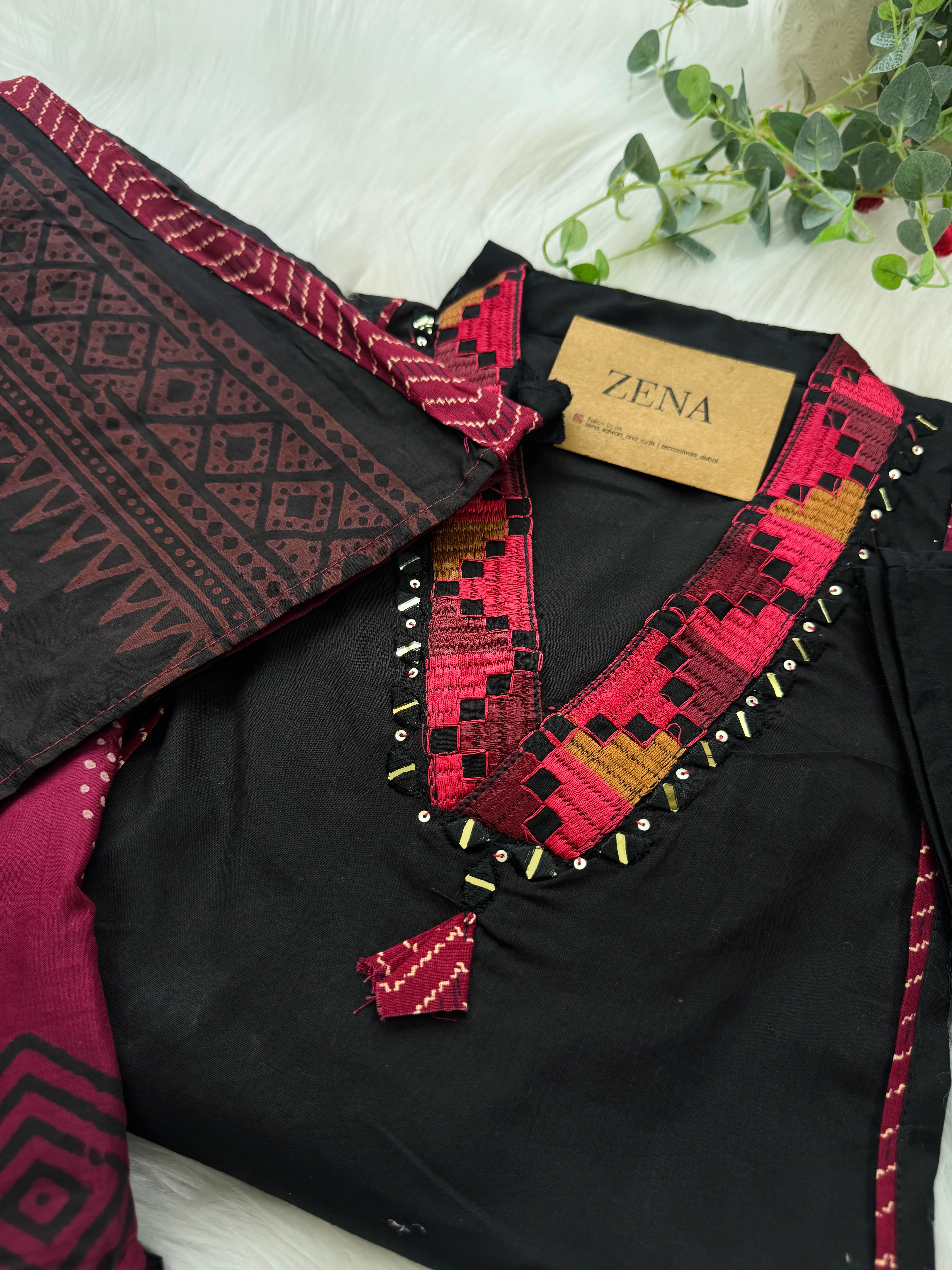 Pure Cotton Embroidered Mirror Work Kurti Set - Image 7