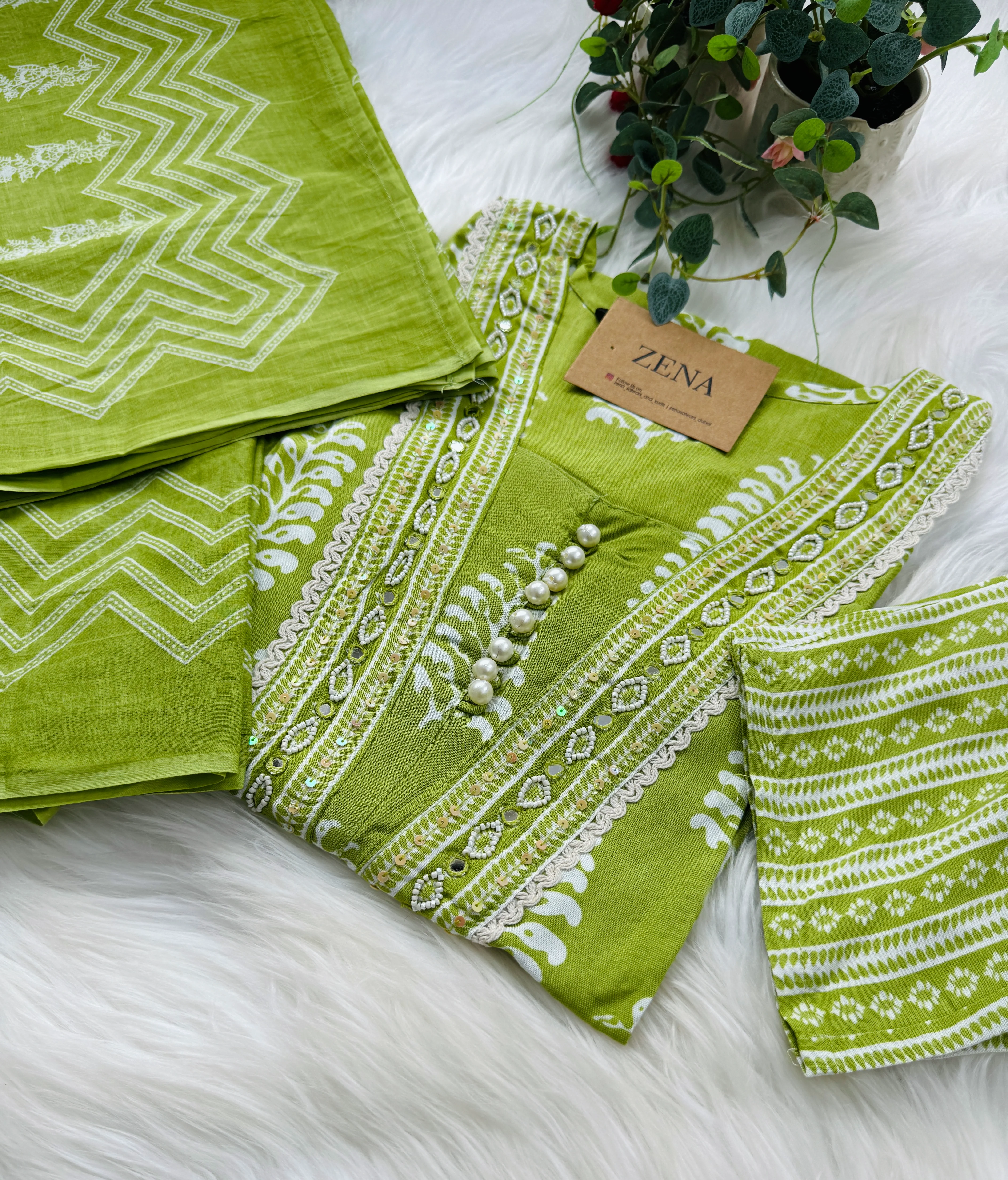 Pure Cotton Hand Detailed Slitted Kurti Set โ Comfortable & Stylish ๐ฟ