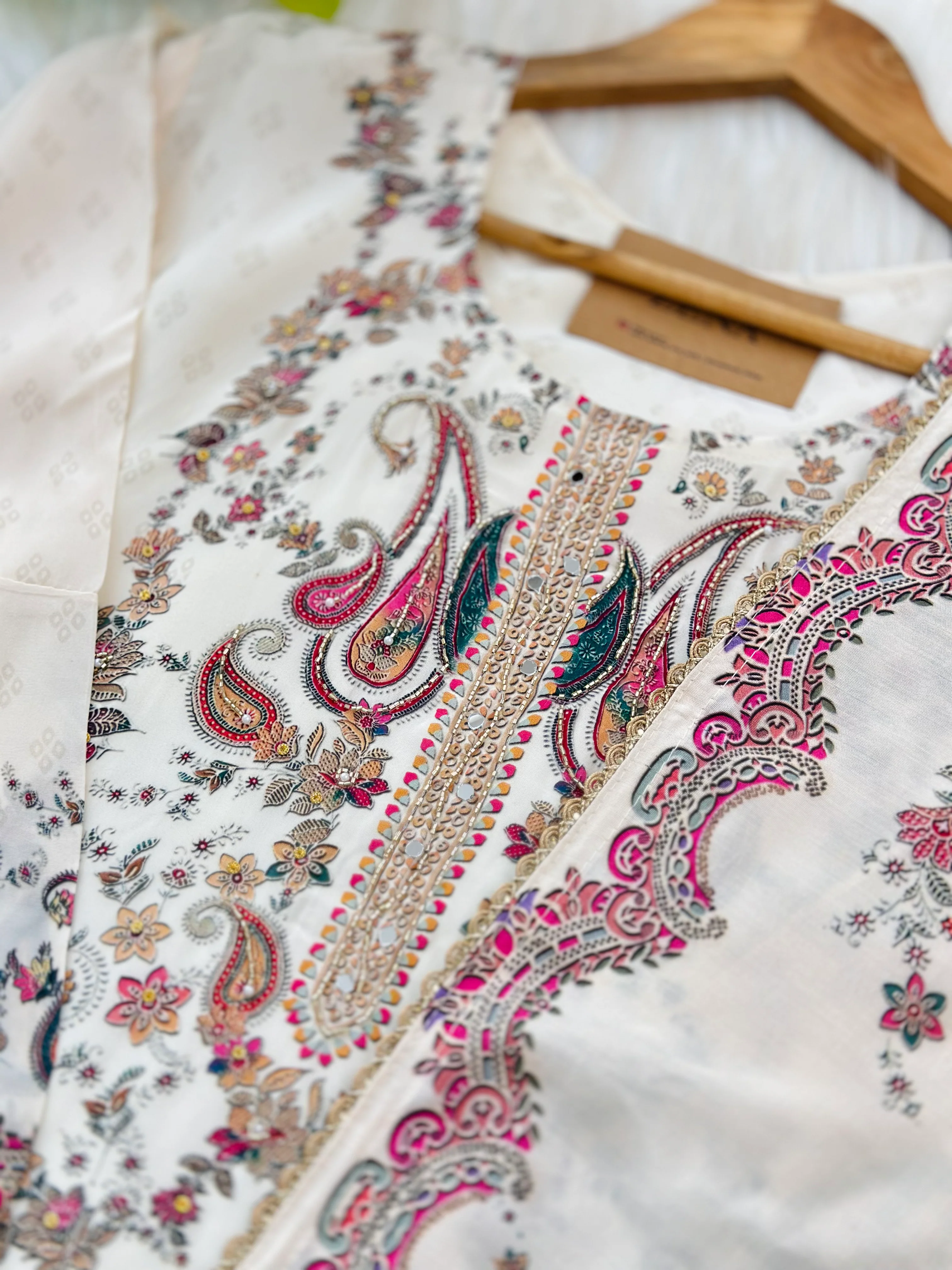 Pure crepe hand work kurti set - Image 3