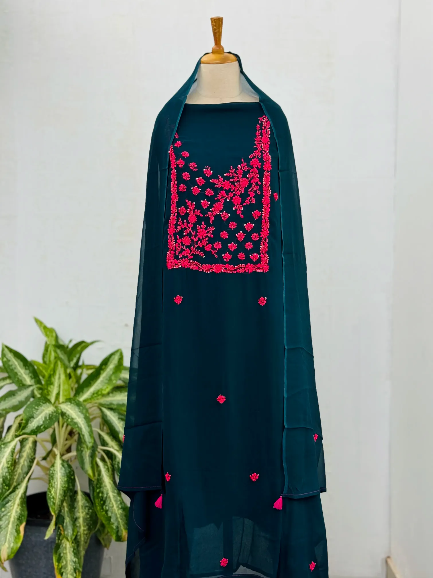 Pure Georgette Thread Work Unstitched Suit - Image 2