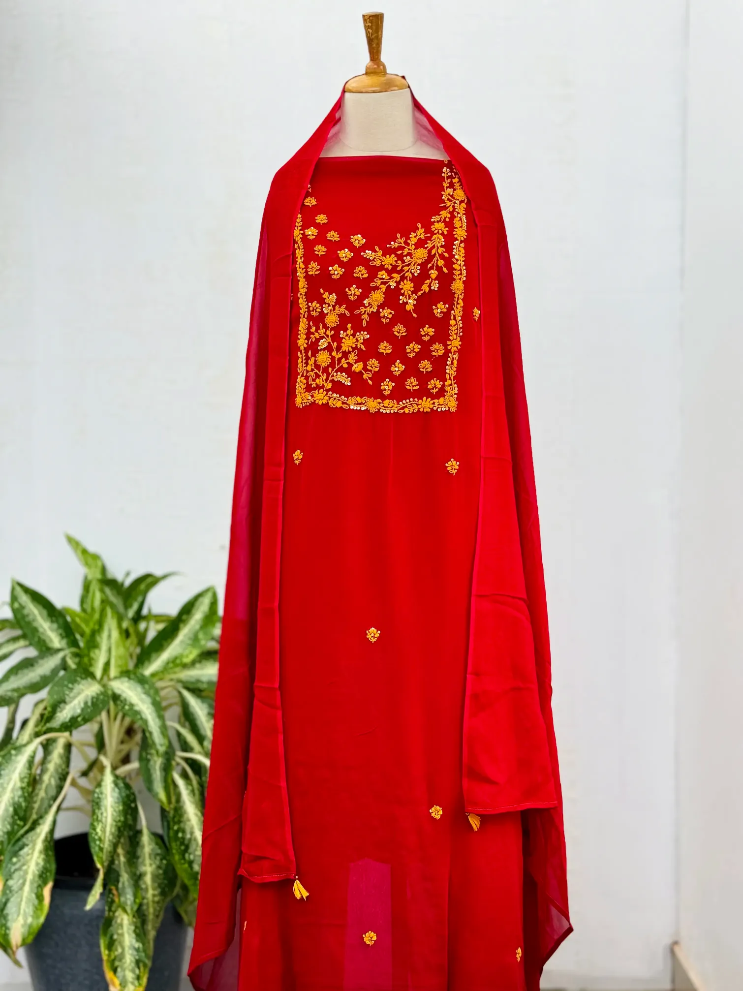 Pure Georgette Thread Work Unstitched Suit - Image 2