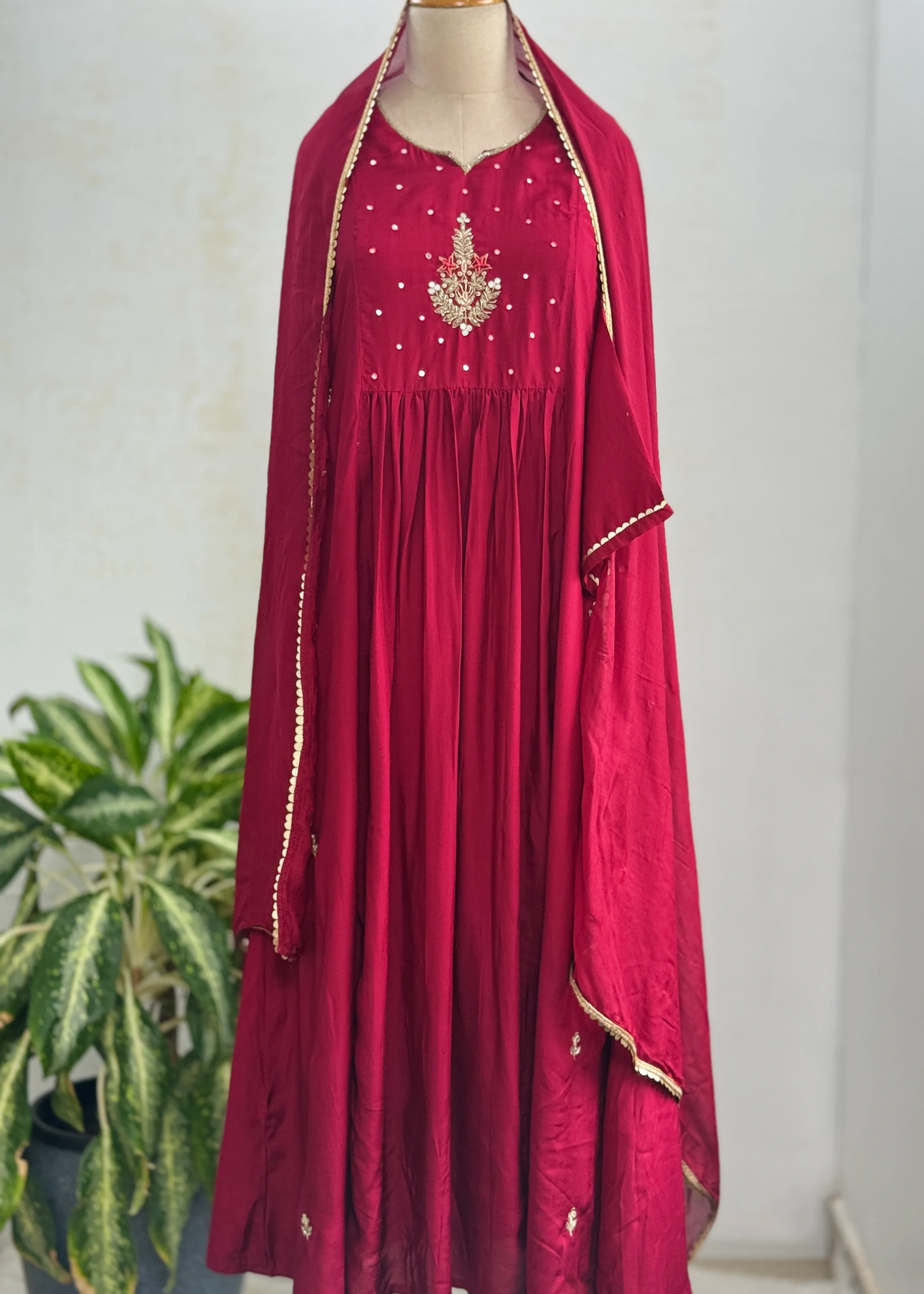 Pure Mul Chanderi Hand Work Anarkali Kurti Set β Classic Elegance, Effortlessly - Image 2