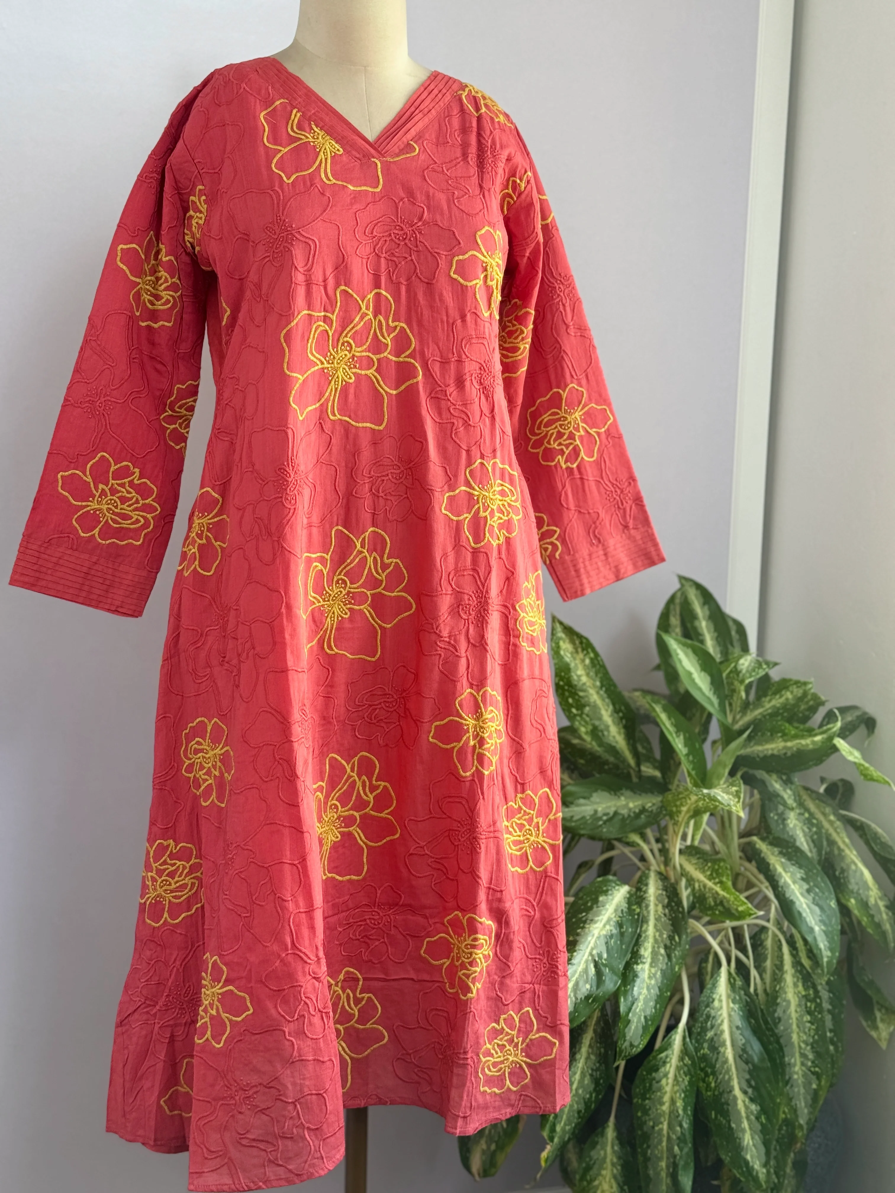 Pure Mul Cotton Embroidered Kurti Set - Image 7