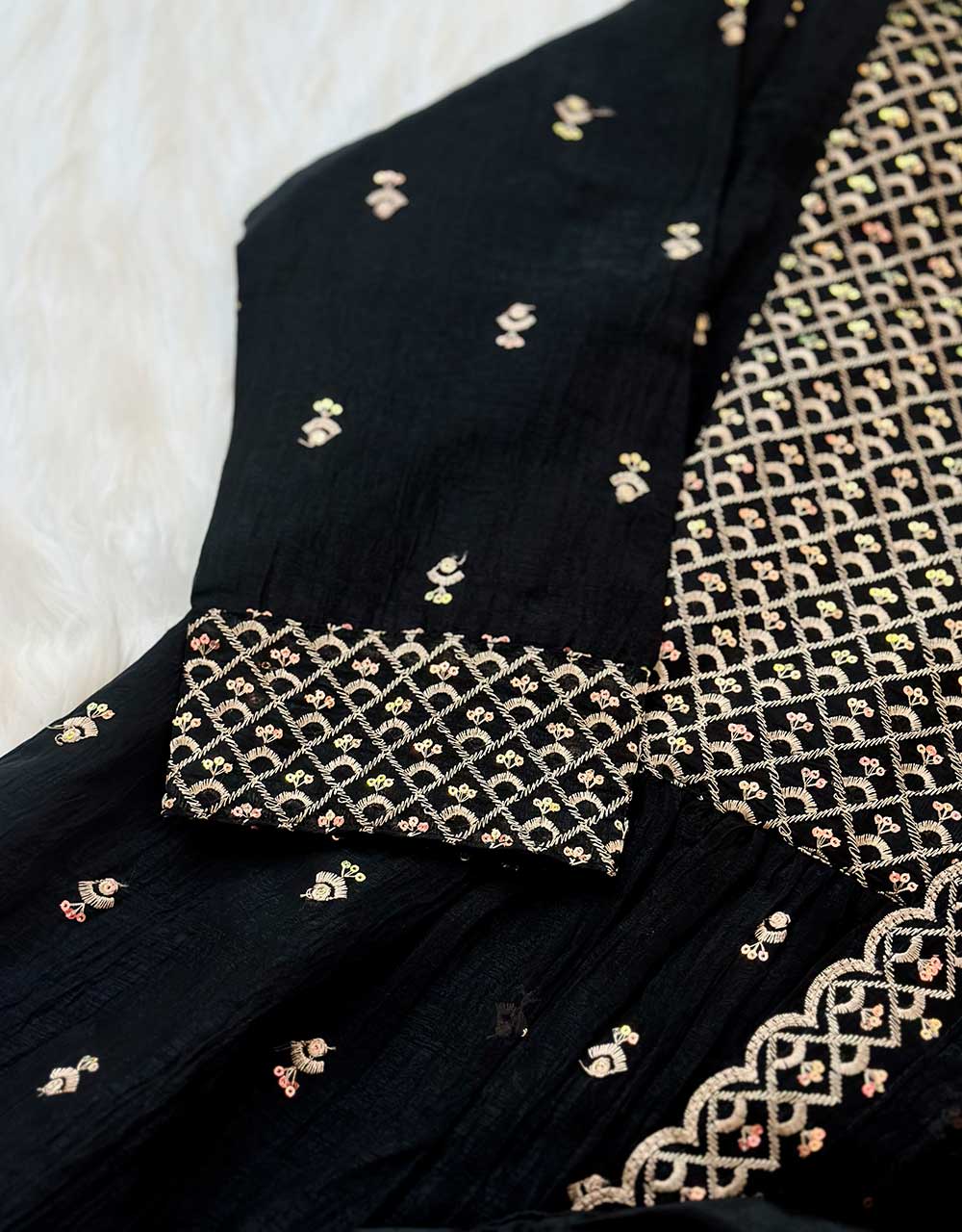 Ready to Wear Eid Arrival Shimmer Silk Kurti Set β Radiate Festive Elegance β¨ - Image 5