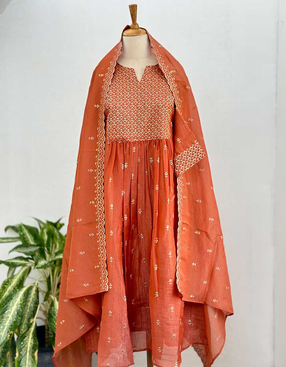 Ready to Wear Eid Arrival Shimmer Silk Kurti Set β Radiate Festive Elegance β¨ - Image 6