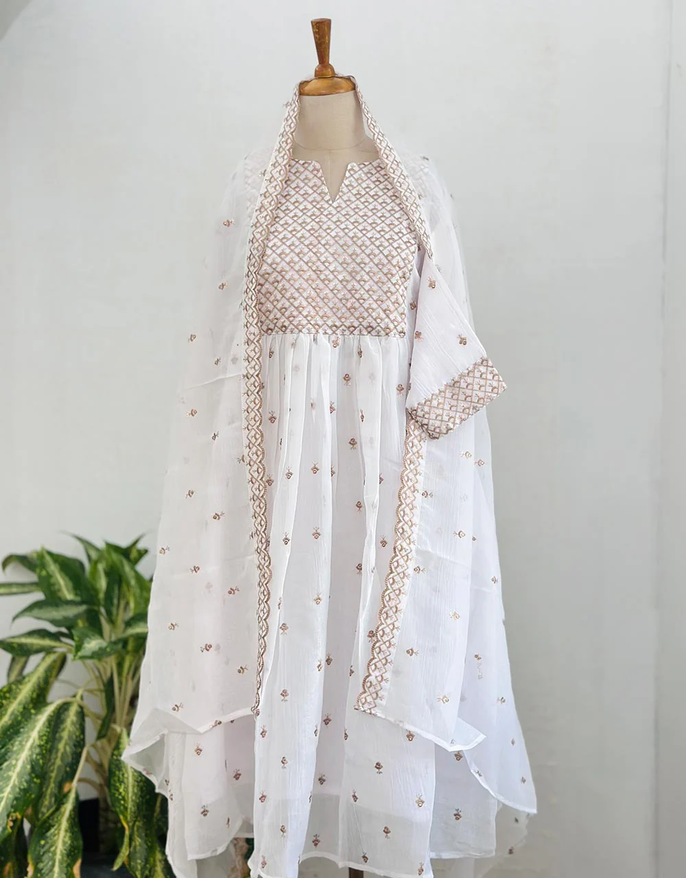 Ready to Wear Eid Arrival Shimmer Silk Kurti Set β Radiate Festive Elegance β¨ - Image 8