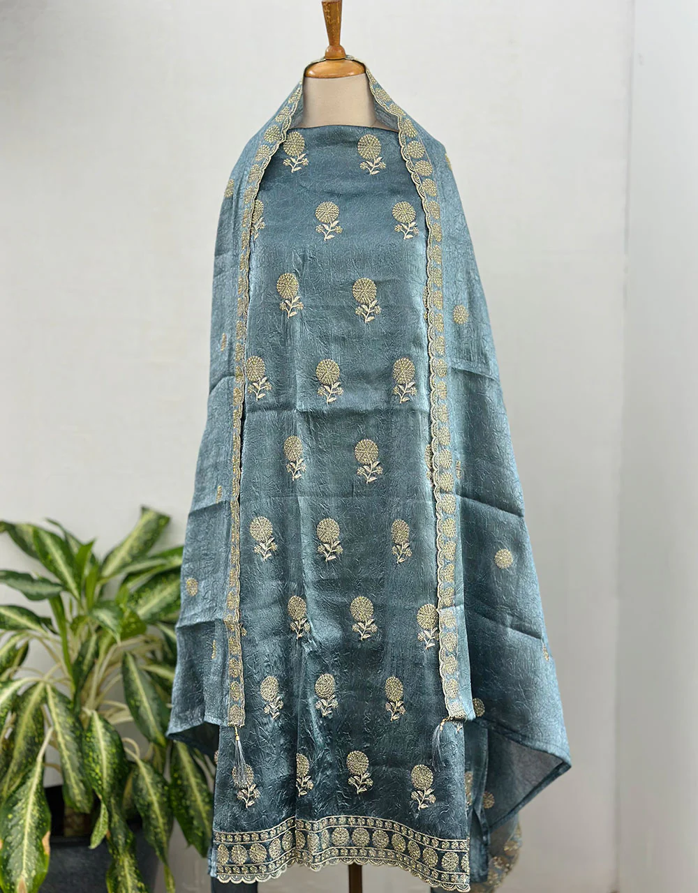 Unstitched Shimmer Silk Partywear Suit β¨ - Image 8