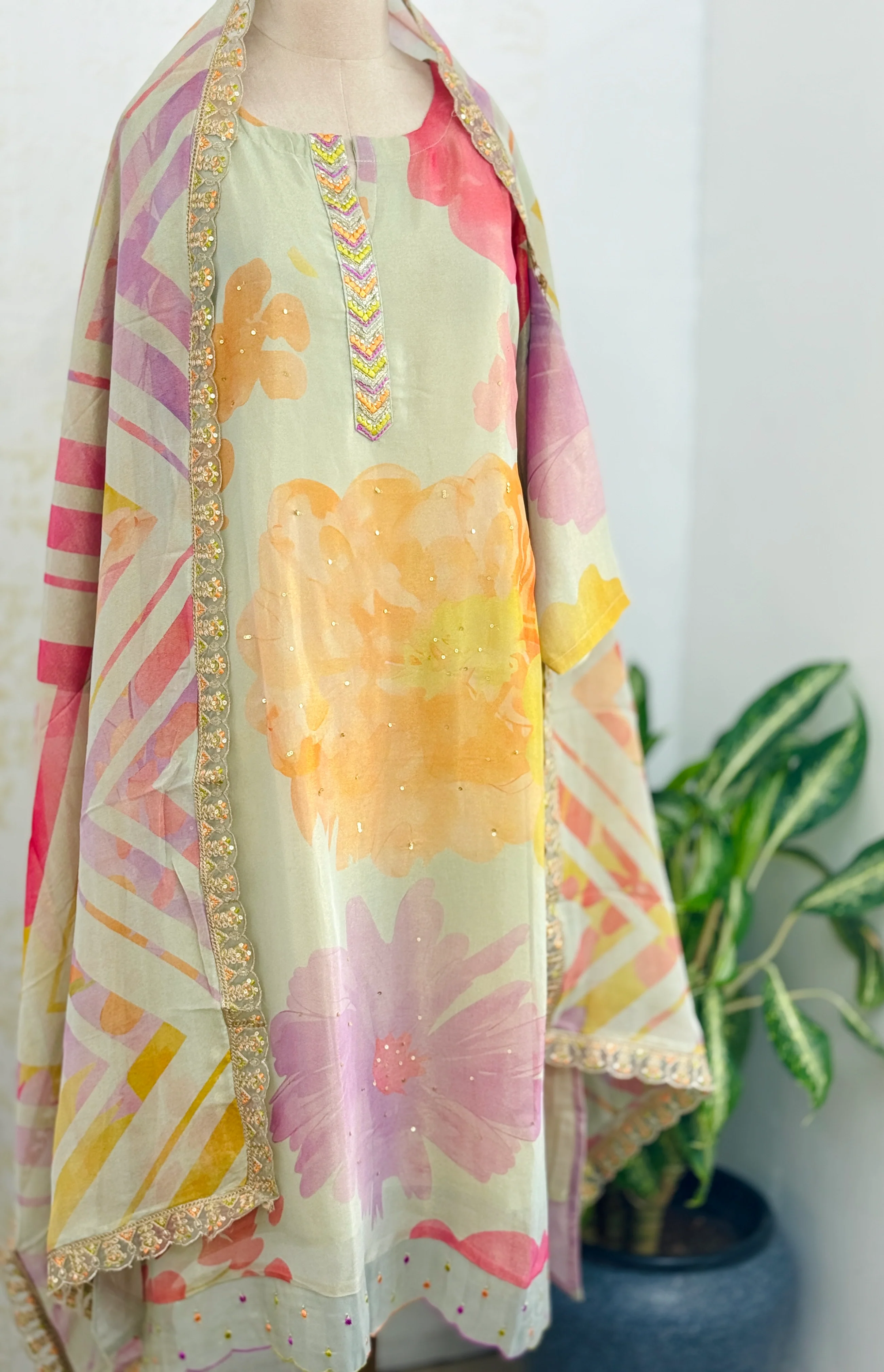 Pure Tissue Silk Hand-Detailed Kurti Set ✨ - Image 2