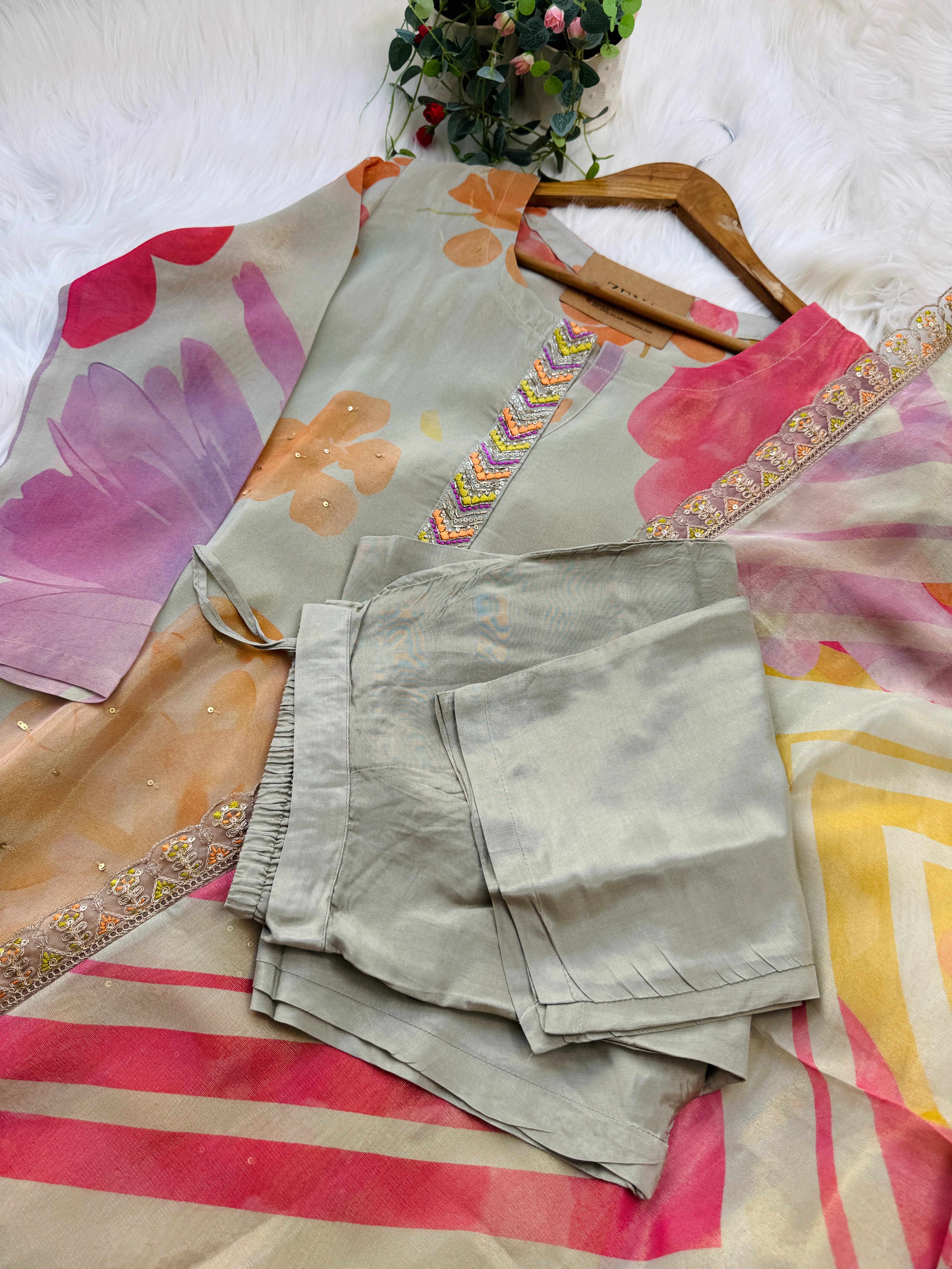 Pure Tissue Silk Hand-Detailed Kurti Set ✨ - Image 6