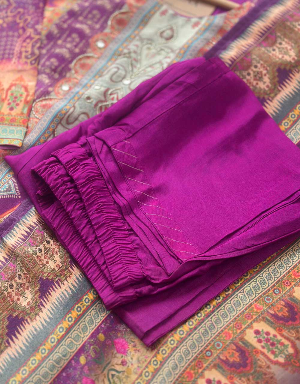 Ready to Wear Muslin Kurti Set โ Effortless Elegance & Comfort โจ - Image 4