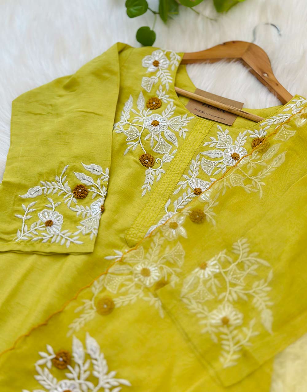 Elegance Redefined – READY TO WEAR HANDWORK KURTI SET (MUL CHANDERI) WITH ORGANZA DUPATTA ✨ - Image 3