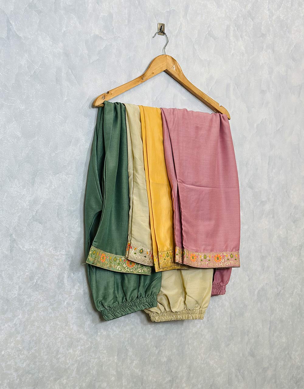 Elegant Ready-to-Wear Tissue Silk Suit 🌟 - Image 8