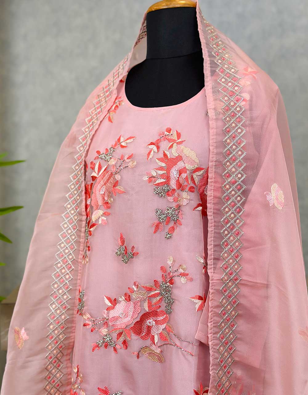 Ready-to-Wear Organza Kurti Set π - Image 2