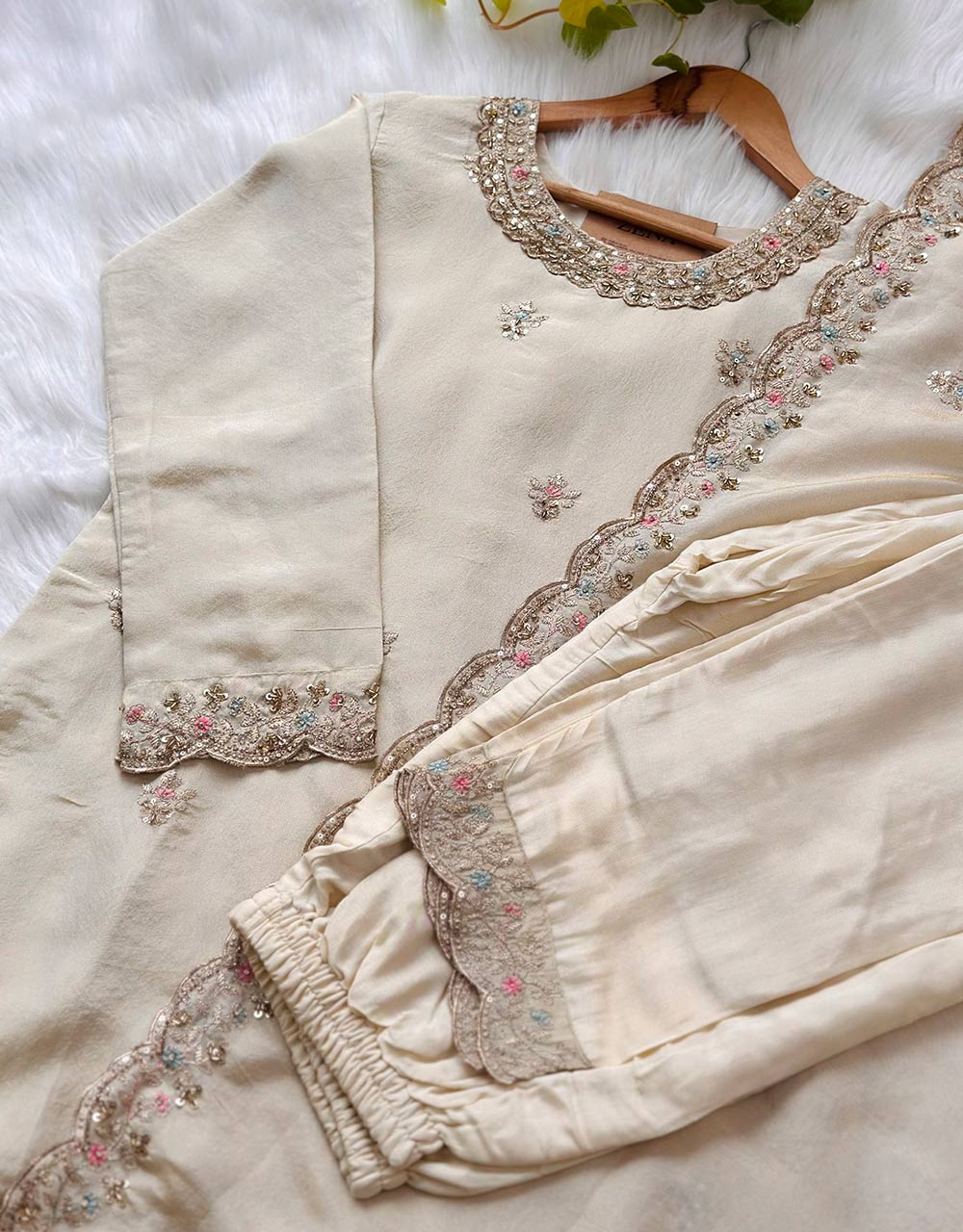 Tissue Silk Handwork Party Wear Suit โ A Touch of Luxury & Elegance โจ