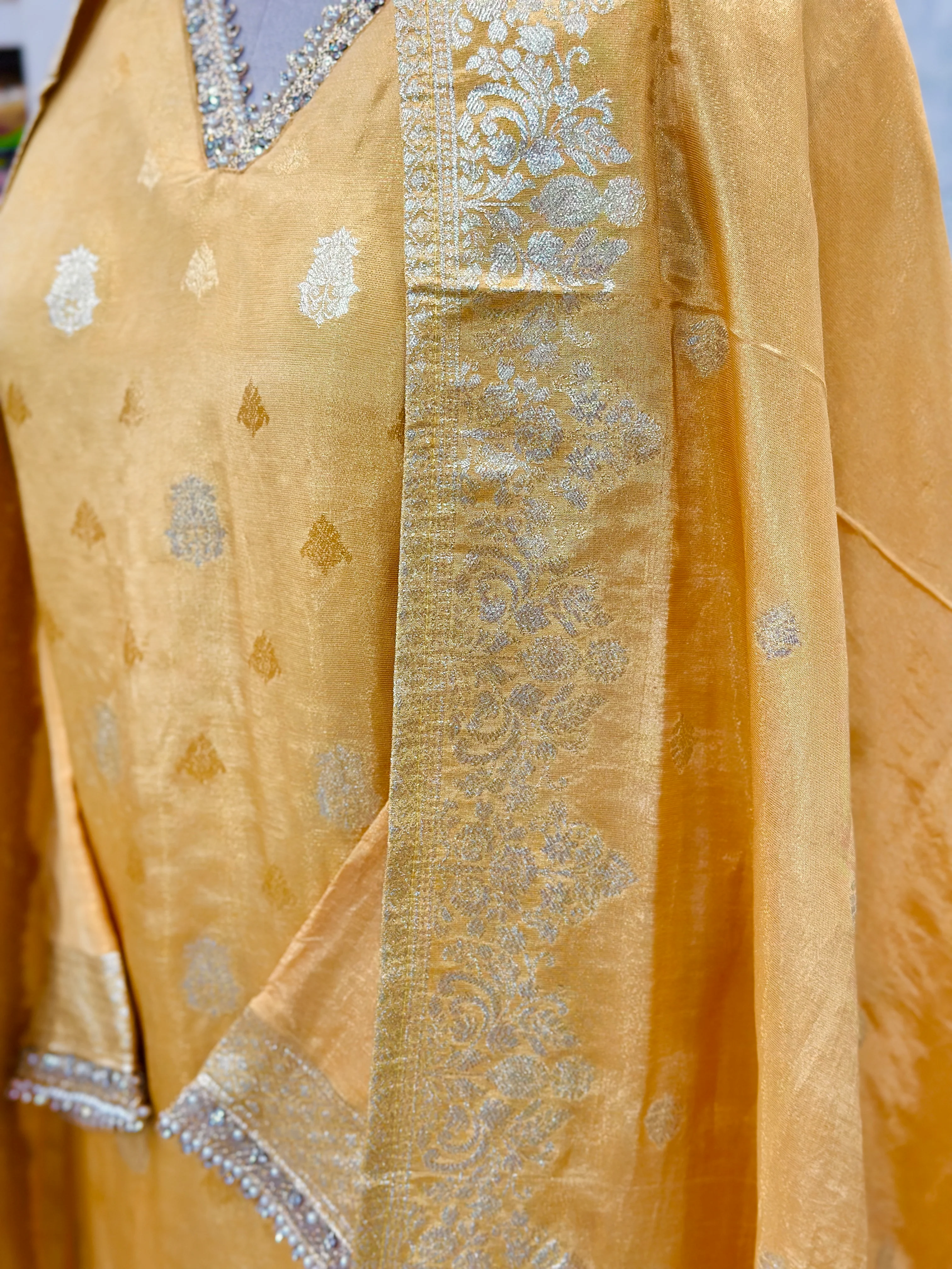 Ready-to-Wear Tissue Silk Kurti Set 🌟 - Image 4