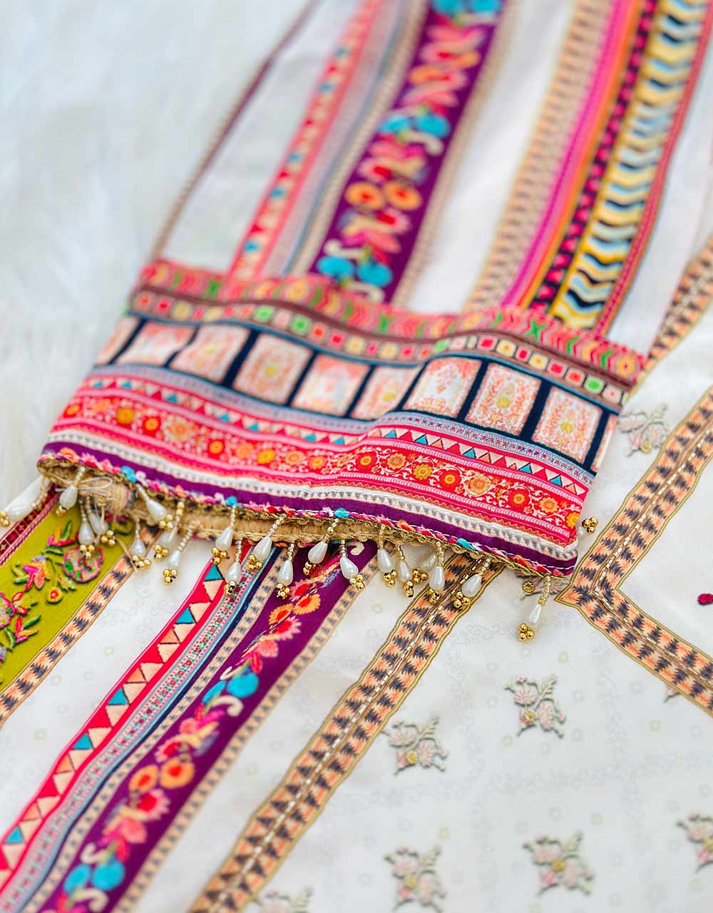 Timeless Elegance β READY TO WEAR PURE CREPE PAKISTANI KURTI SET β¨ - Image 5