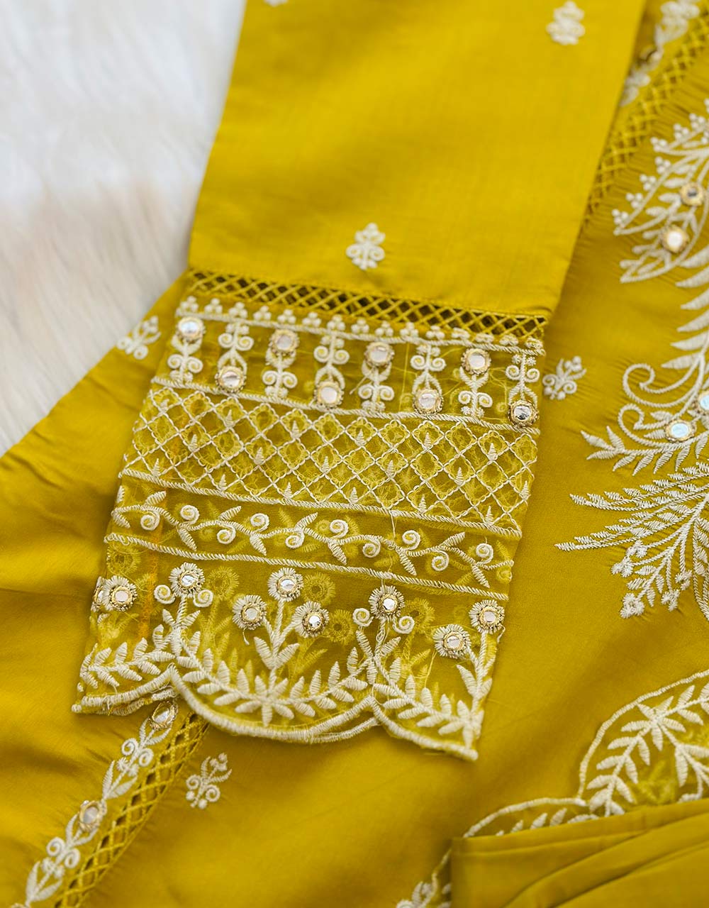 READY TO WEAR MUSLIN SILK KURTI SET ๐ฟ - Image 5