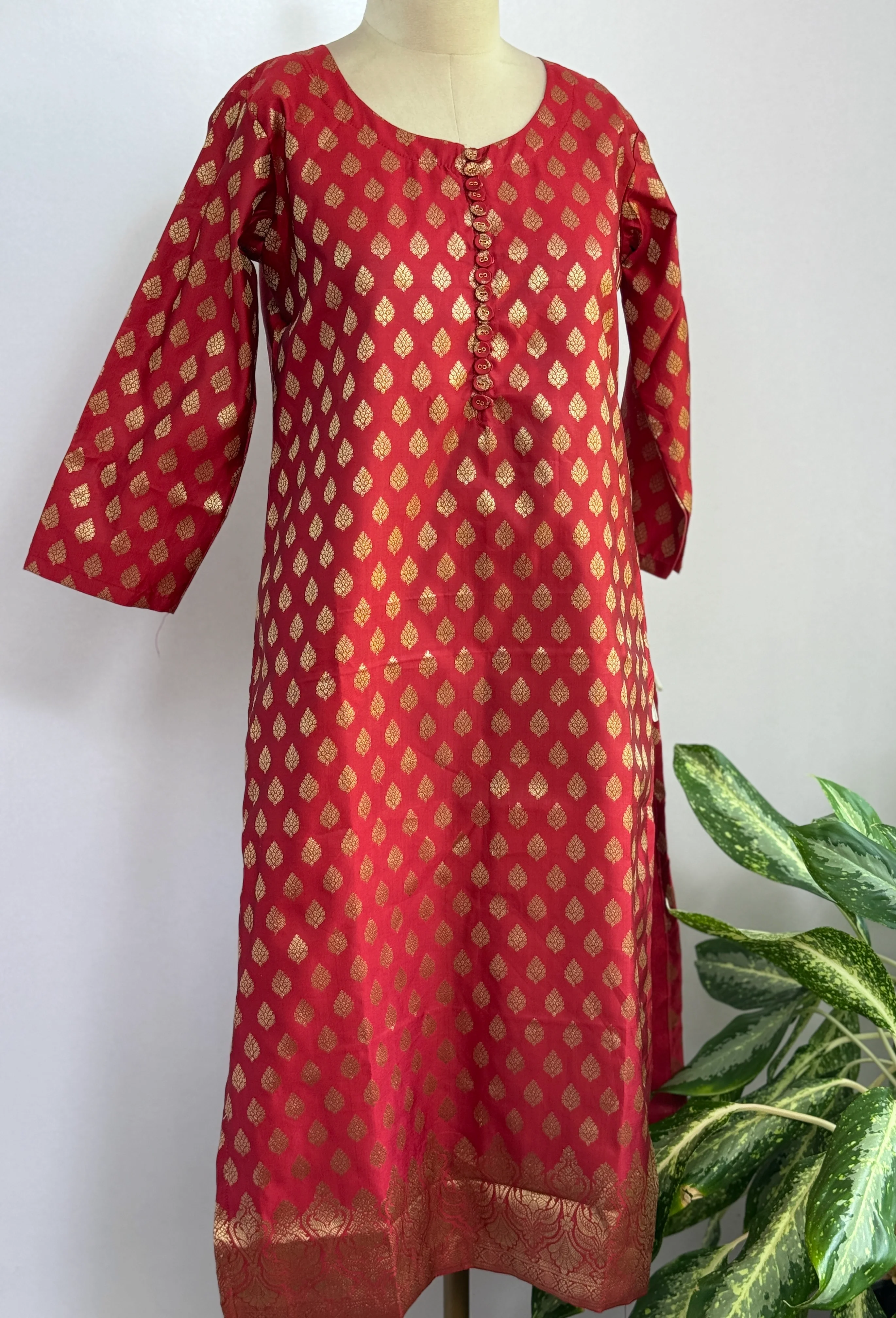 Semi Silk Banarasi Work Kurti Set β Elegant Festive Wear - Image 7