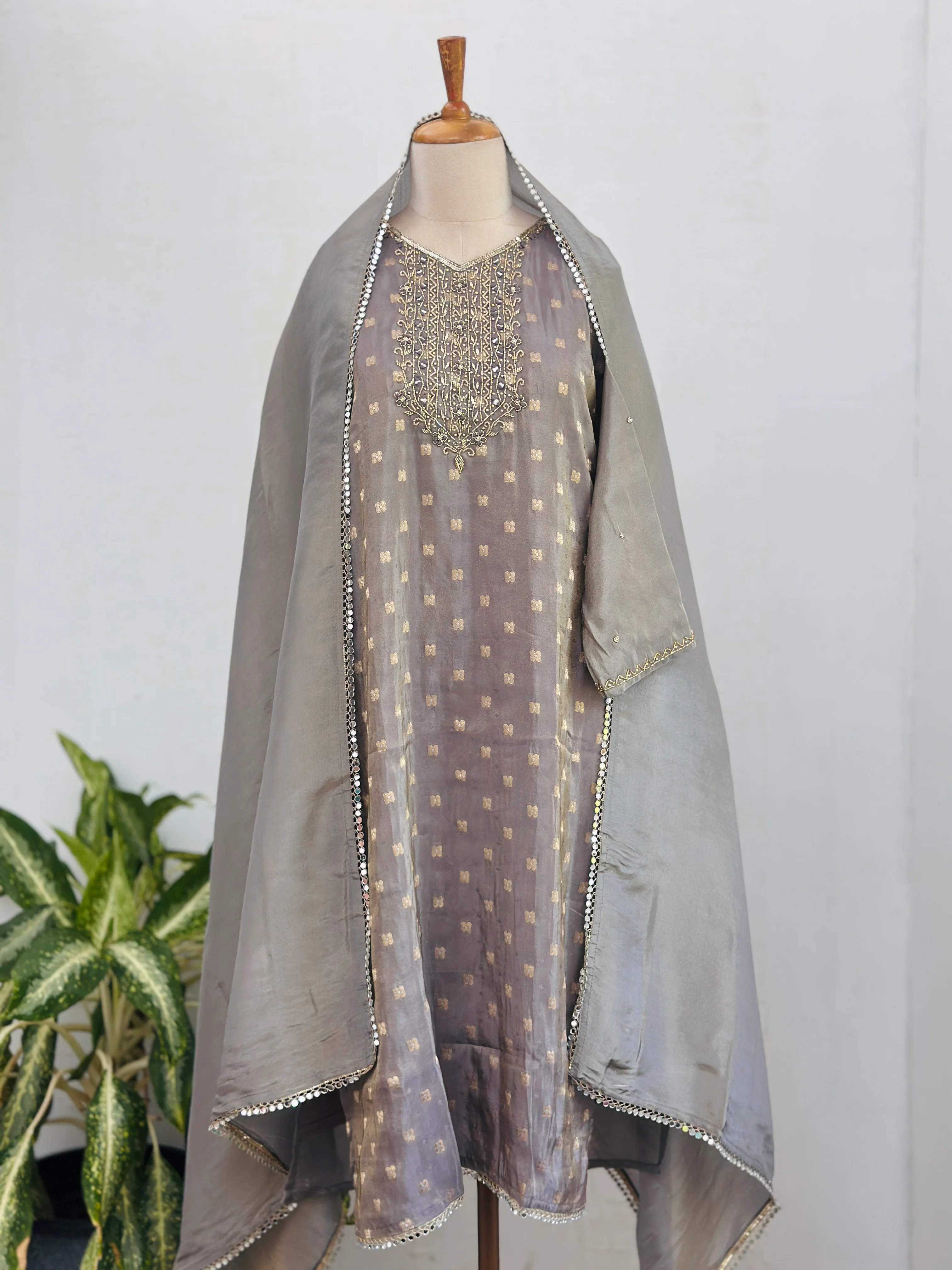 Tissue silk hand work kurti set - Image 6