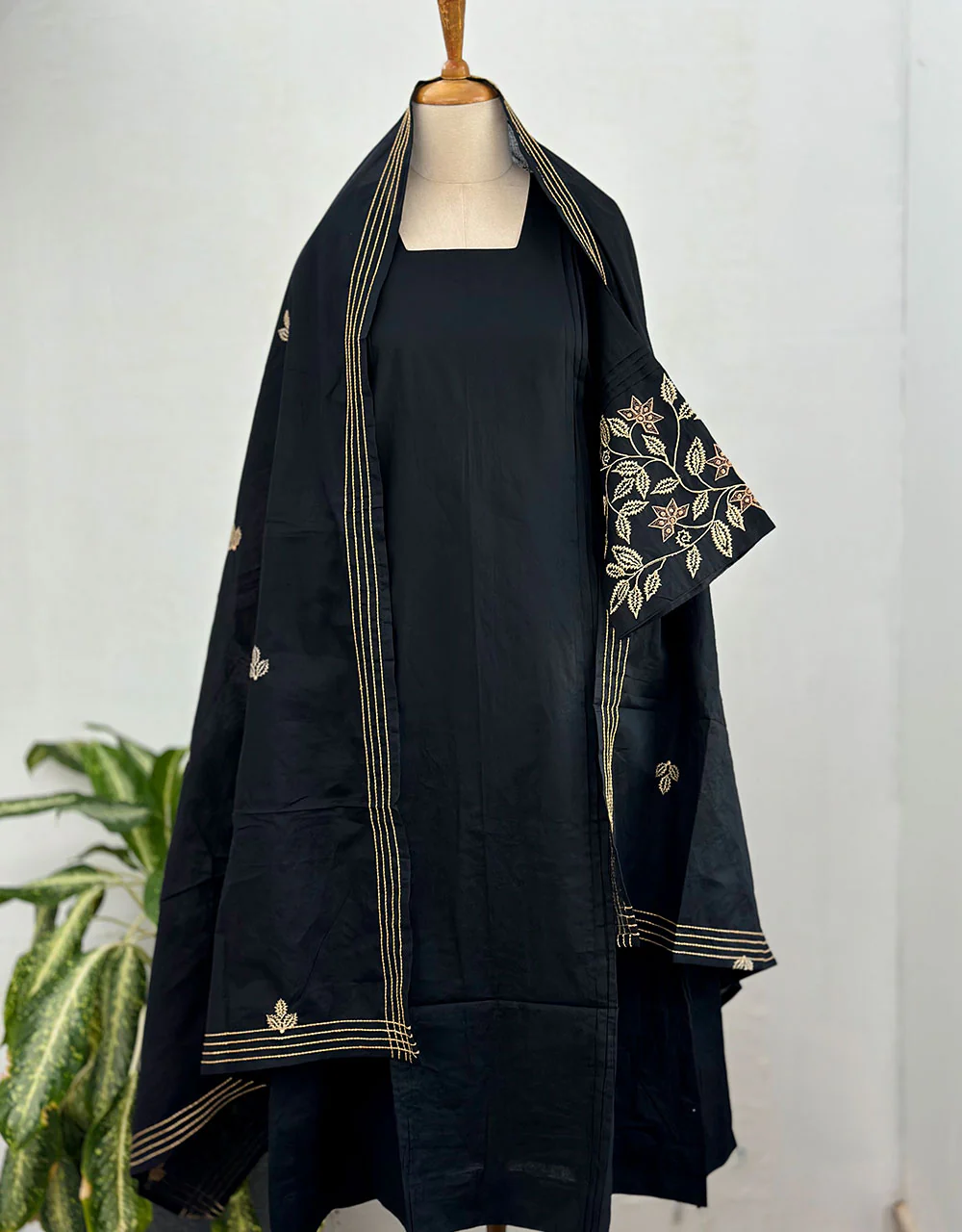 Ready-to-Wear Cotton Anarkali Kurti Set – Timeless Elegance with Everyday Comfort ✨ - Image 7