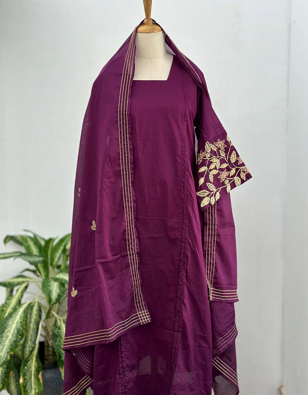 Ready-to-Wear Cotton Anarkali Kurti Set – Timeless Elegance with Everyday Comfort ✨ - Image 8