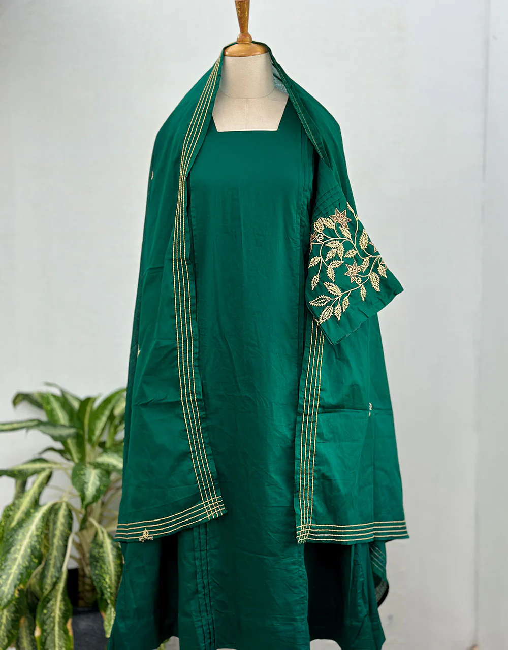 Ready-to-Wear Cotton Anarkali Kurti Set – Timeless Elegance with Everyday Comfort ✨ - Image 9