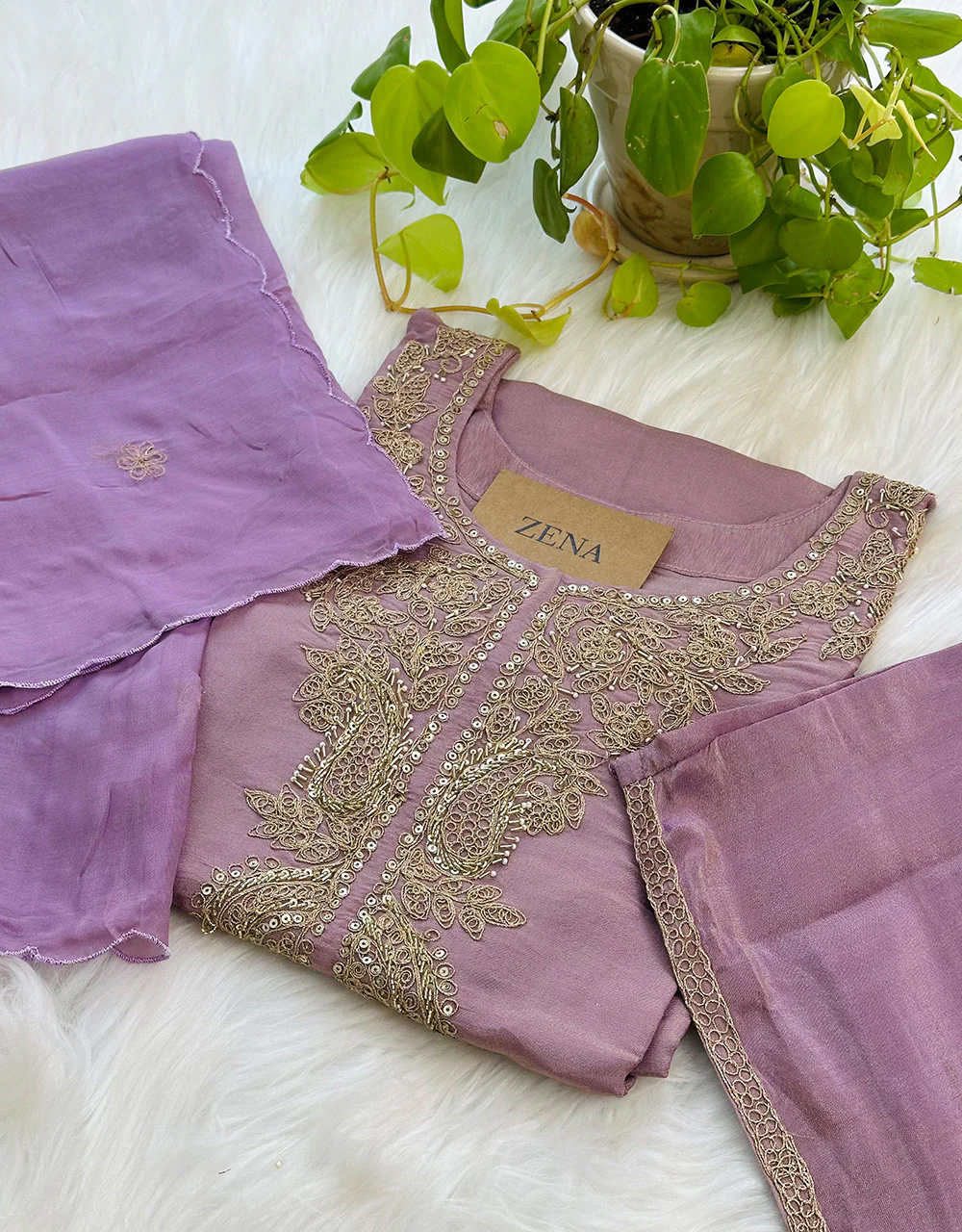 Tissue Silk Ready-to-Wear Handwork Kurti Set β Luxurious Craftsmanship & Timeless Grace β¨ - Image 3
